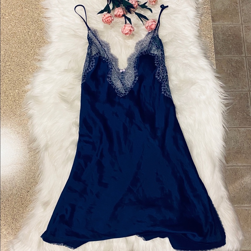 Victoria's Secret M navy blue slip dress